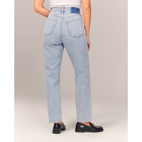 Abercrombie Fitch Womens Curve Love Ultra High Rise Ankle Straight Jean NWT Plus - Picture 3 of 14